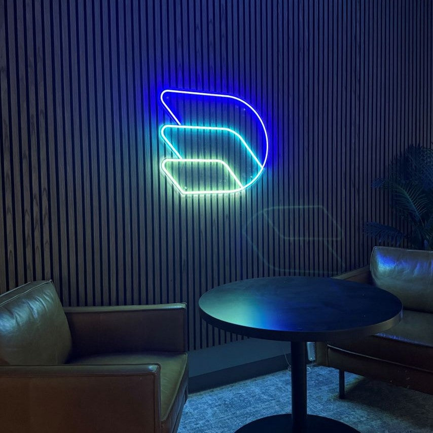 Quelles couleurs choisir pour un néon ? Guide de visibilité et de lisibilité
