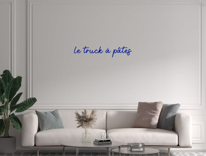 Custom text: le truck à pâtes