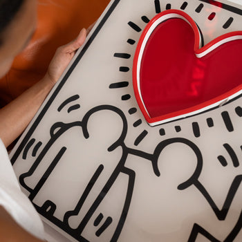 Love People, Yellowpop x Keith Haring, signe en néon LED