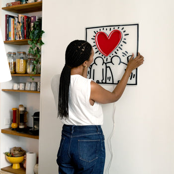 Love People, Yellowpop x Keith Haring, signe en néon LED