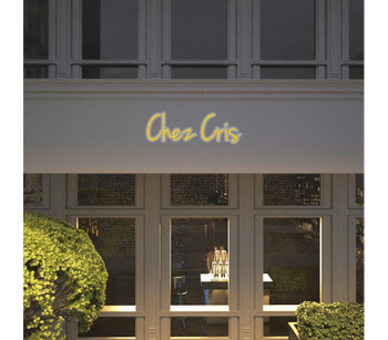 Custom text: Chez Cris