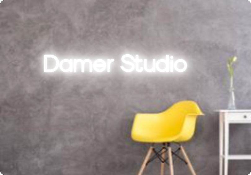Custom text: Damer Studio