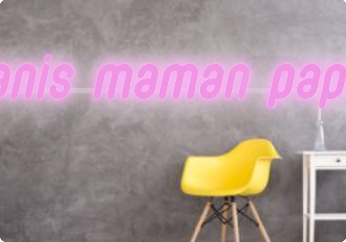 Custom text: Yanis maman papa