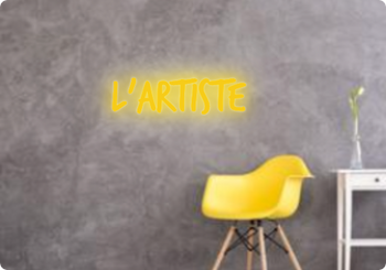 Custom text: L’artiste