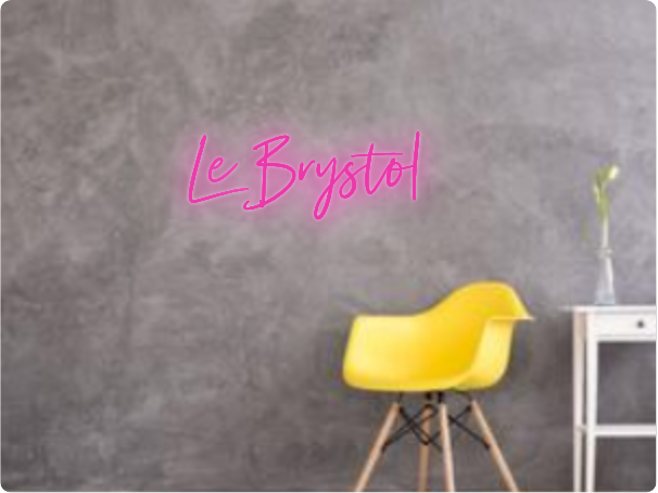 Custom text: Le Brystol