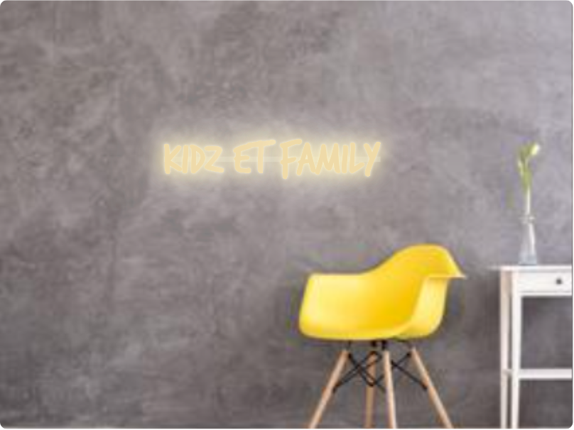 Custom text: Kidz et Family