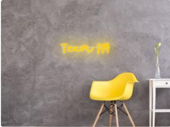 Custom text: Team FM