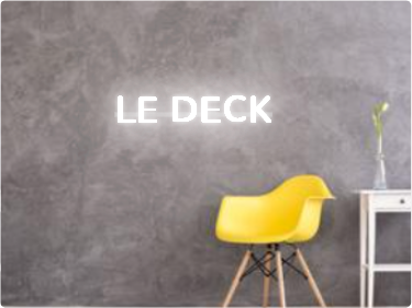 Custom text: LE DECK
