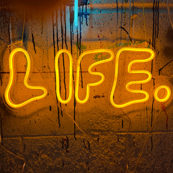 Life by Gregory Siff, signe en néon LED