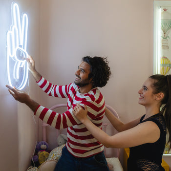 Peace Hand, signe en néon LED