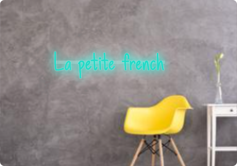 Custom text: La petite french