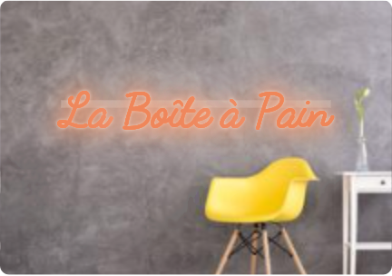 Custom text: La Boîte à Pain