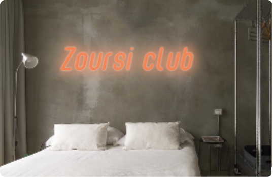 Custom text: Zoursi club