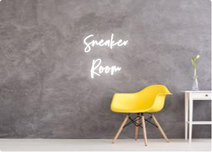 Custom text: Sneaker
Room