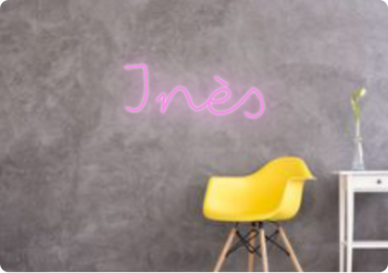 Custom text: Inès