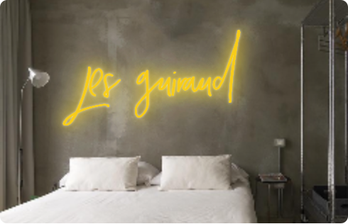 Custom text: Les guiraud