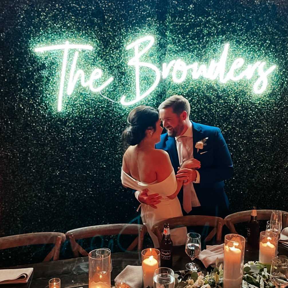Créez Un Néon LED Personnalisé Pour Votre Mariage
