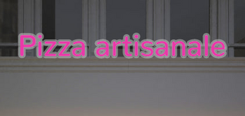 Custom text: Pizza artisanale