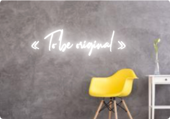 Custom text: « To be original »