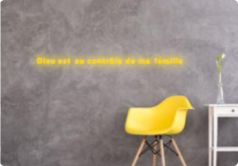 Custom text: Dieu est au contrôle de ma famille