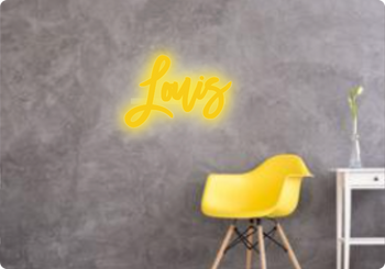 Custom text: Louis