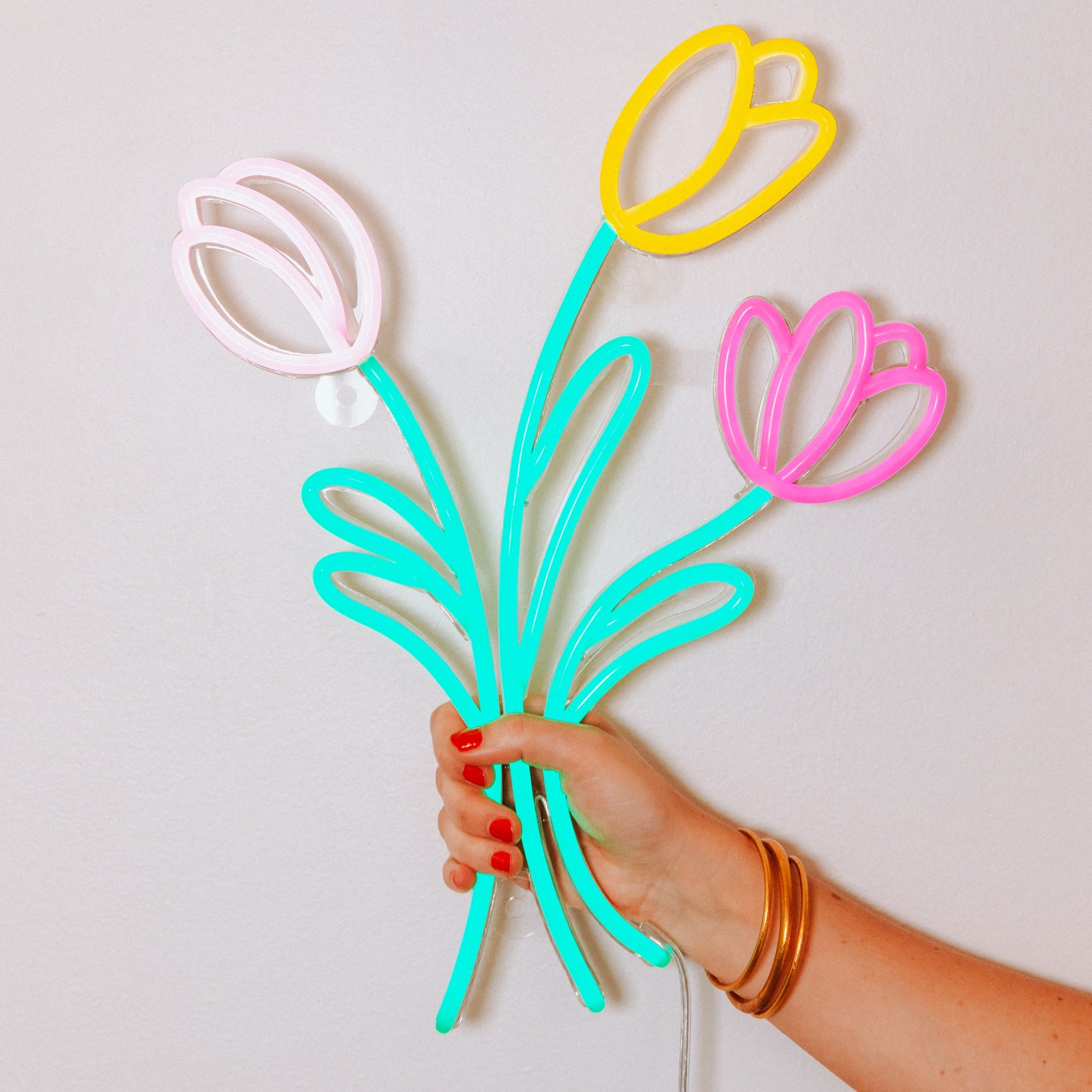 Tulipes by Coucou Suzette, Zeichen aus LED-Neonlicht