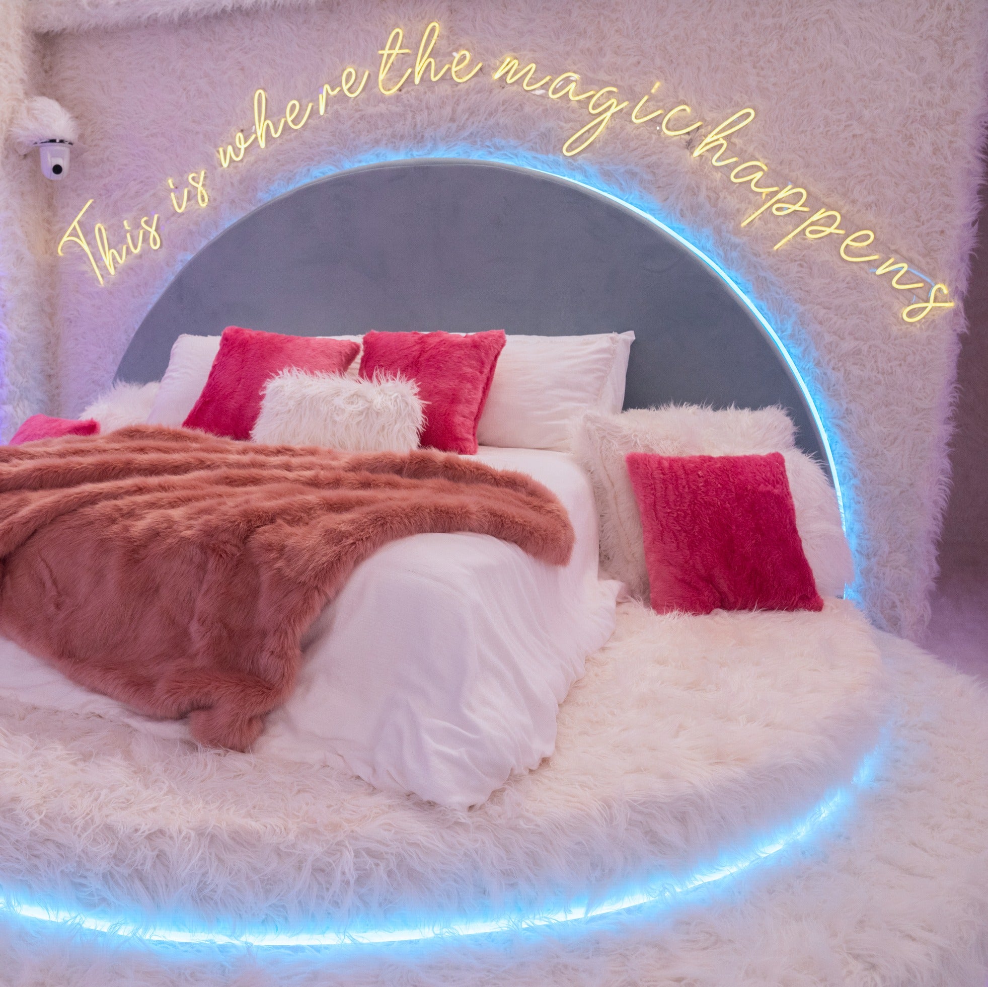 This is where the magic happens - LED-Neonzeichen