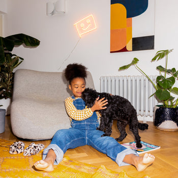 Hip to Be Square, Zeichen aus Neon-LEDs