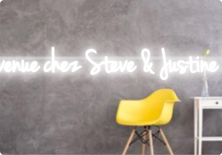 Custom text: Bienvenue chez Steve & Justine !!!