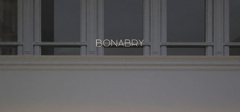 Custom text: BONABRY