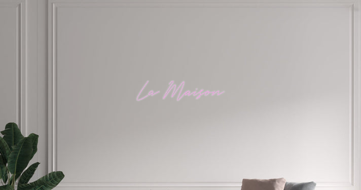 Custom text: La Maison