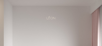 Custom text: Léon