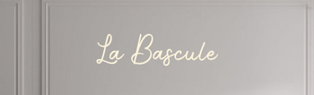 Custom text: La Bascule