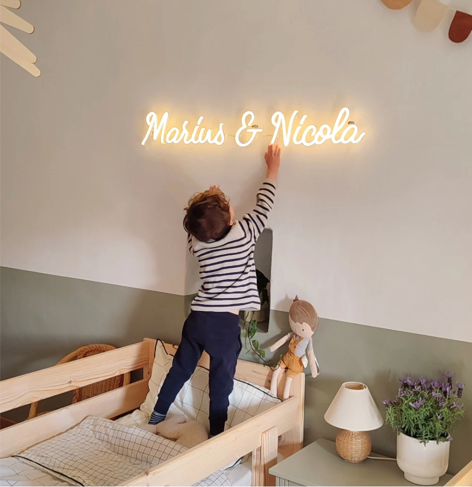 néon personnalisé pour chambre d