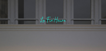 Custom text: La Fin