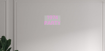 Custom text: 1974
PARTY