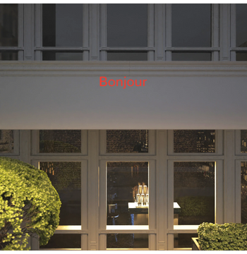 Custom text: Bonjour