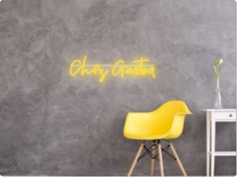 Custom text: Chez Gaston