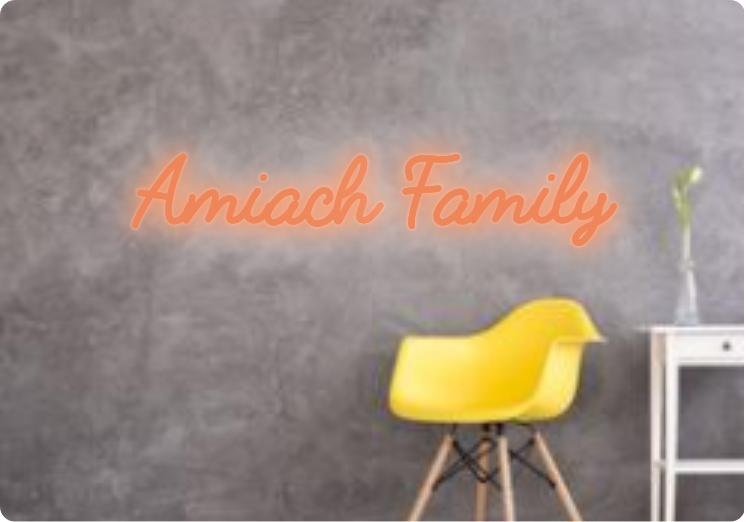 Custom text: Amiach Family