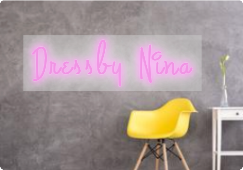 Custom text: Dressby Nina