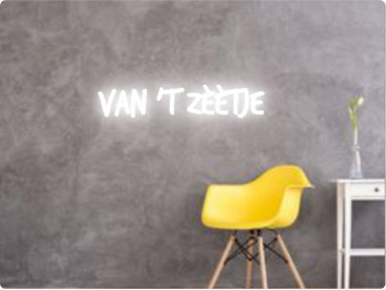 Custom text: van 