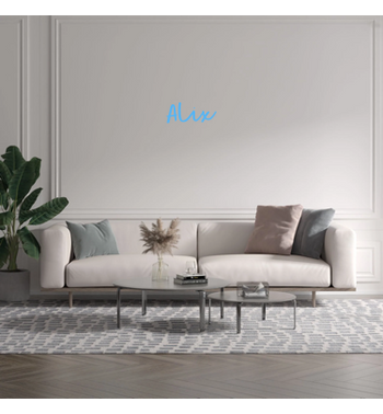 Custom text: Alix