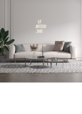 Custom text: LE
BATEAU
IVRE