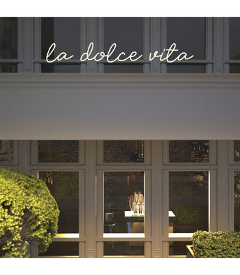 Custom text: la dolce vita