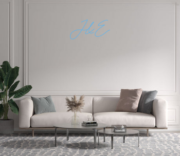 Custom text: J&E