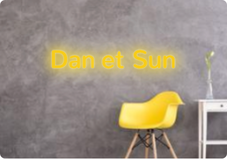 Custom text: Dan et Sun