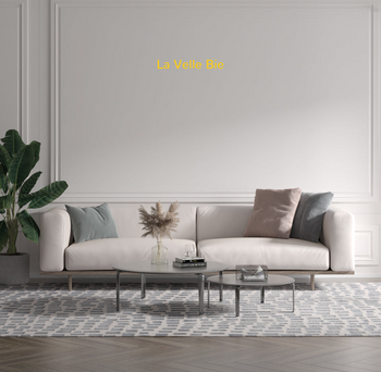 Custom text: La Velle Bie