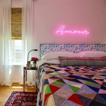 Amour Cursive, neon LED sign