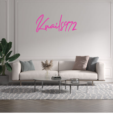 Custom text: Knails972