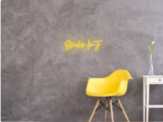 Custom text: Studio le J